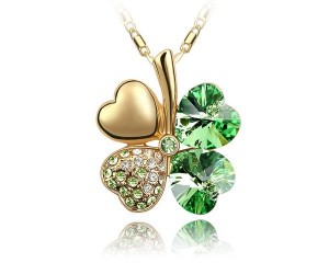 Amazon-Deal-Four-Leaf-Clover-Pendant-Necklace-for-$1.59-Free-Shipping