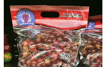 Fresh-Red-Seedless-Grapes